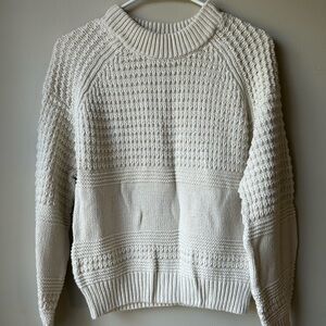 Universal thread sweater